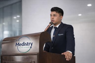 TALHA SHAH, CHEMISTRY MENTOR